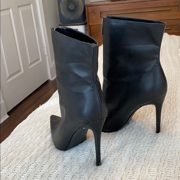 Pointed toe stiletto booties - Picture 5 of 7